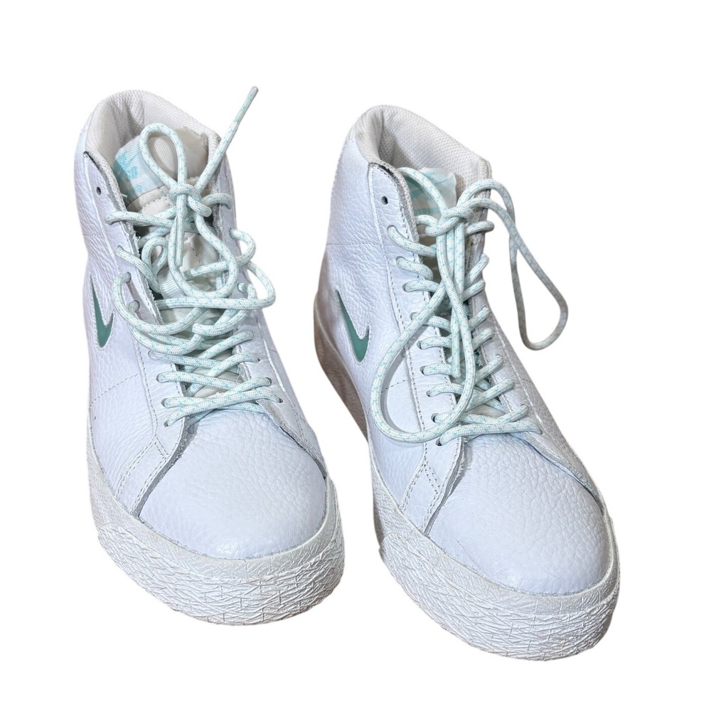 Nike SB Blazer Mid Premium Sneaker‎ Shoe White Glacier Women's size 7
